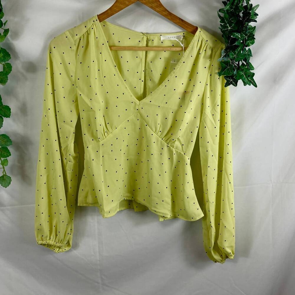 NWT Lush Polka dot v neck blouse